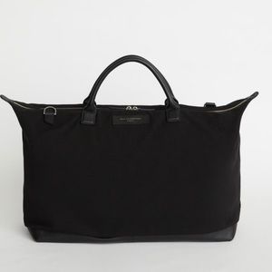 Want Les Essentials Black Weekender Tote